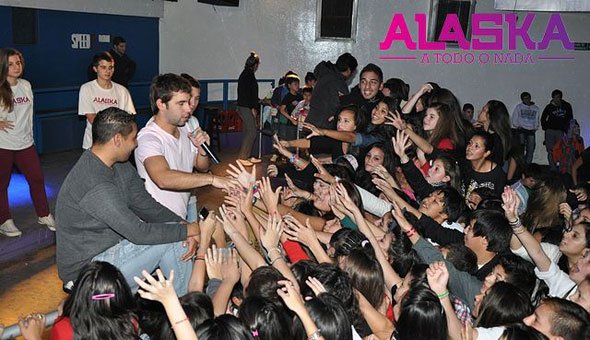 Agustin Sierra en Alaska Teen Disco, Santa Fe [Mayo 2013]