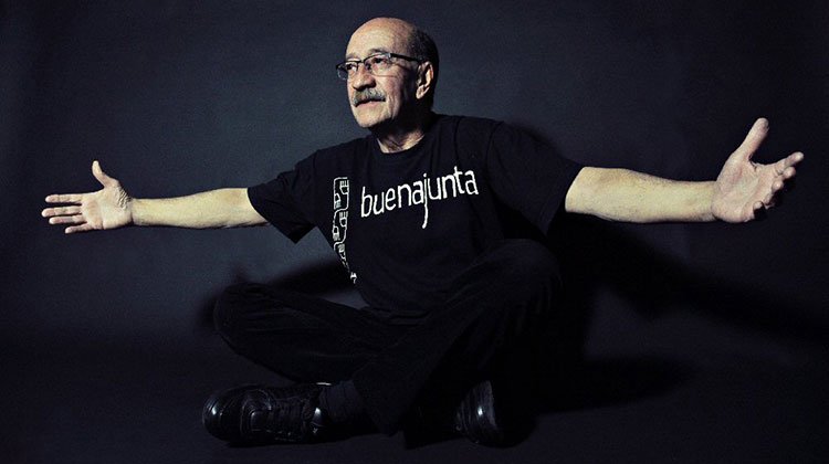 Contratar a Julio Lacarra