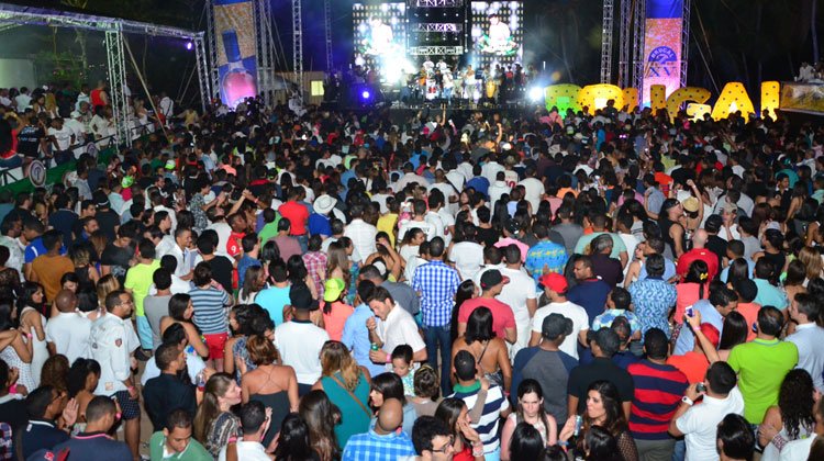 Contratar a Niky Jam