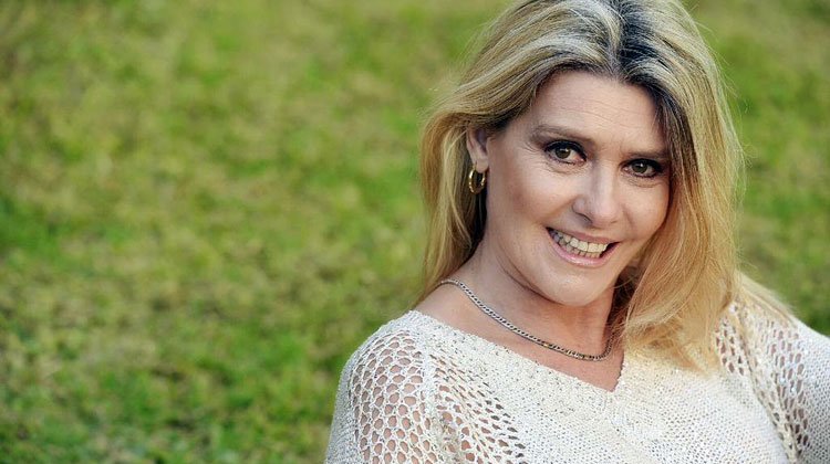 Contratar a Sandra Smith