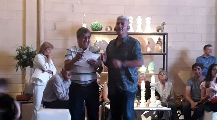 Contratar a Enrique Nardone