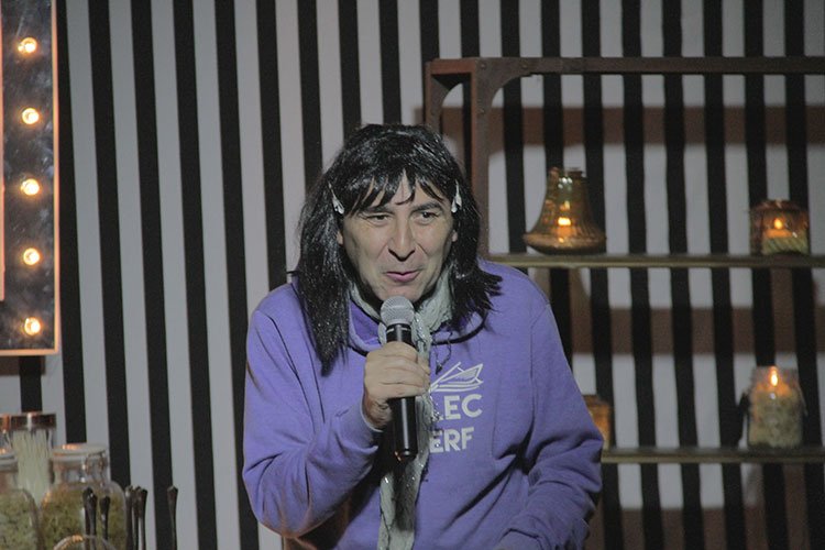 Contratar a Yayo y Humoristas