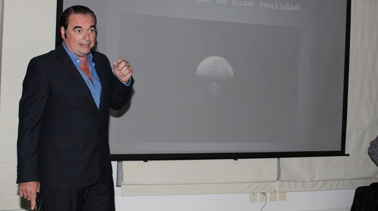 contratar a luis seguessa