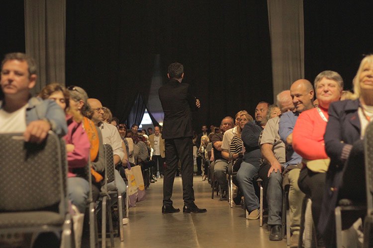 Contratar a Miguel Ángel Cherutti