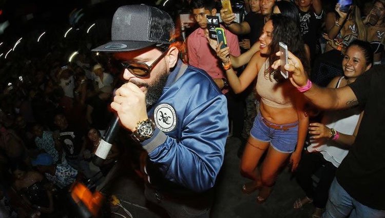 Contratar a Don Chezina