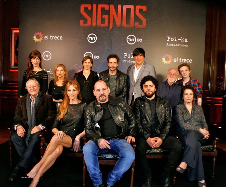 Contrataciones de los actores de Signos