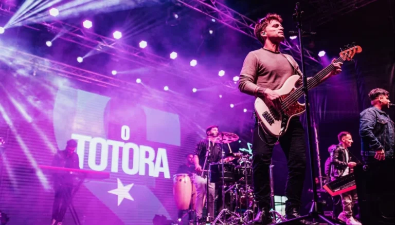Fiesta de 15 años de Imágenes Médicas Borelli con Nazareno Mottola y Los Totora
