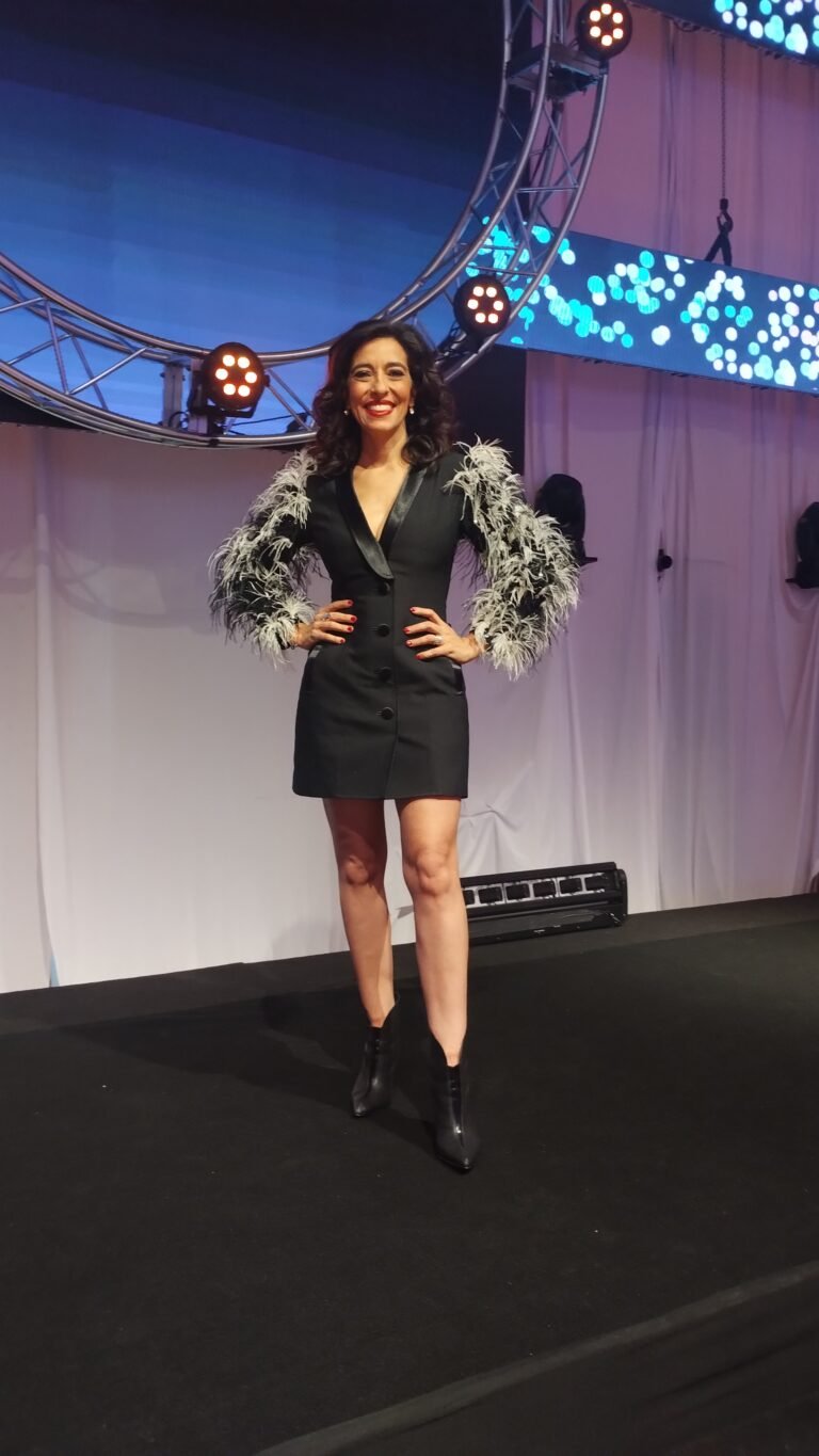 Roxy Vázquez en la fiesta de fin de año de COELSA