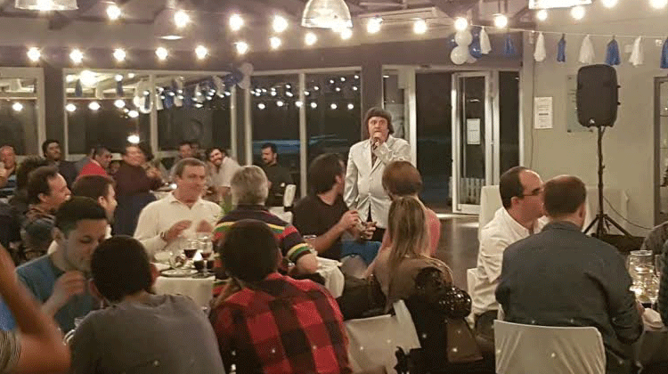 Alfredo Silva en fiesta de fin de año Lindal