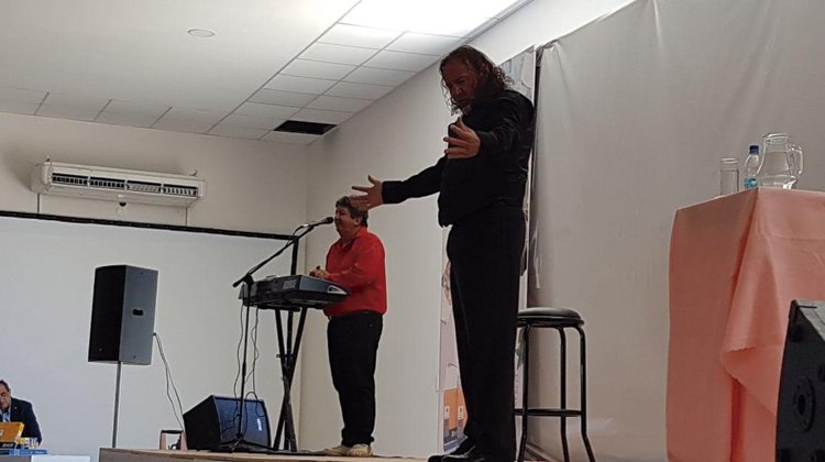 Cacho Garay en el VII encuentro de libreria Celeste y Blanca