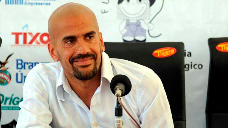 contratar a sebastian la bruja veron