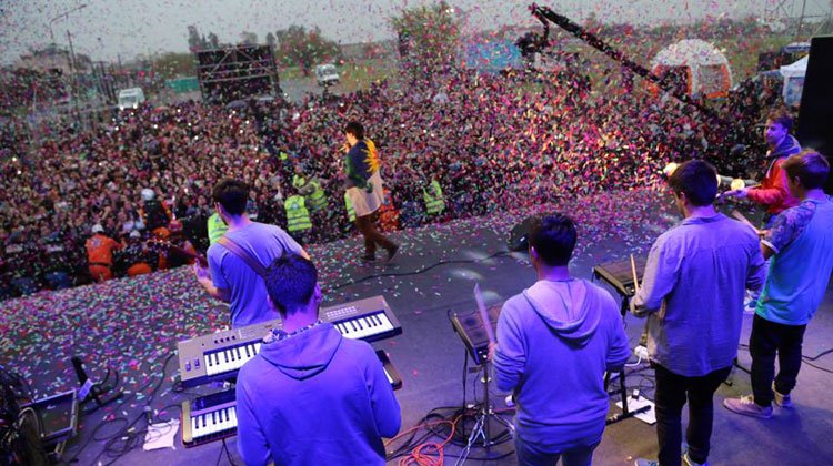 Márama en el festejo del día del estudiante y de la primavera en La Matanza