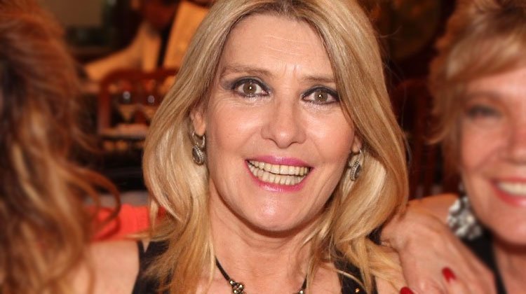 Contrataciones Sandra Smith