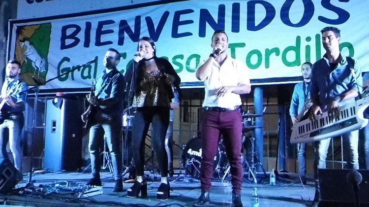 Contratar artistas para carnavales