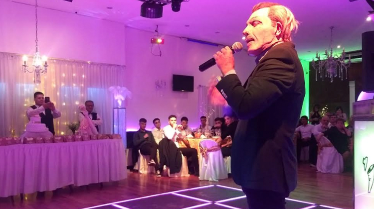 Freddy Villarreal en cumpleaños de Silvia, CABA