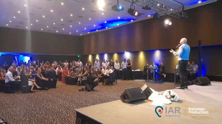 14 aniversario de IAR con Fredy Villarreal