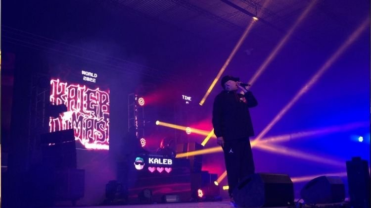 Kaleb Di Masi, Alan Gómez y Omar Varela en Complejo Aubert