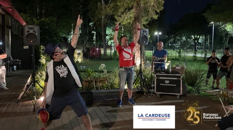 Fin de año La Cardeuse con Yayo