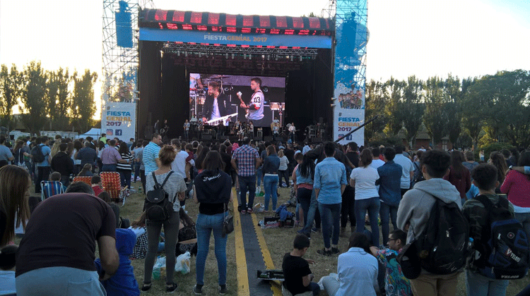 Los Totora Contrataciones