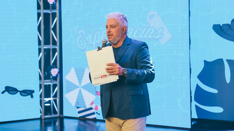 contratar a mariano peluffo