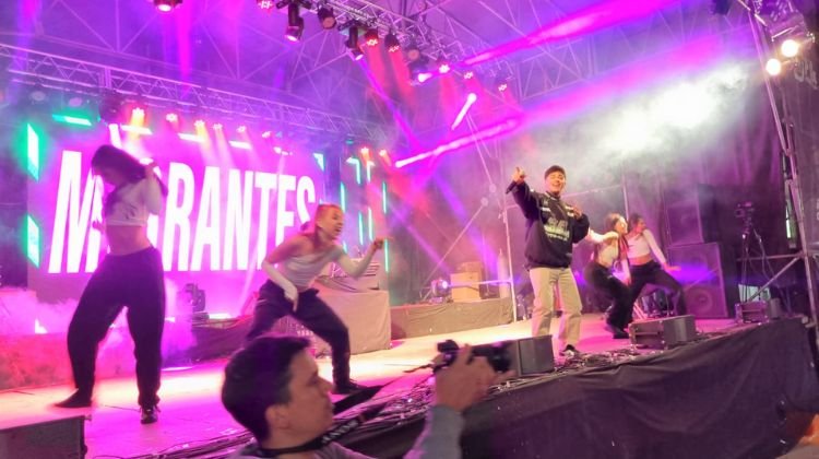 Pilar Celebra con Migrantes y Crash