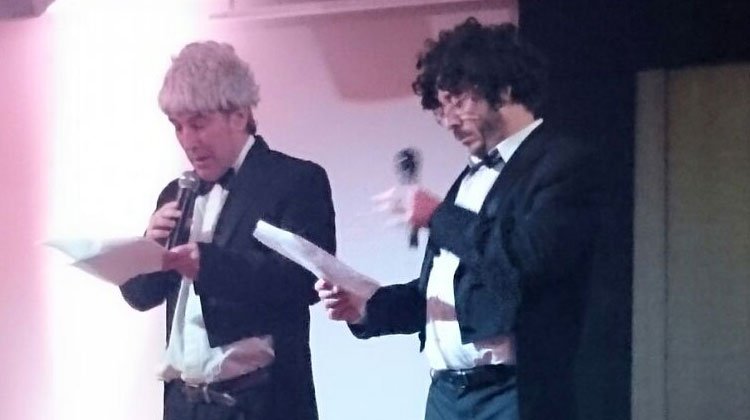 Contratar a Pablo Granados y Pachu Peña